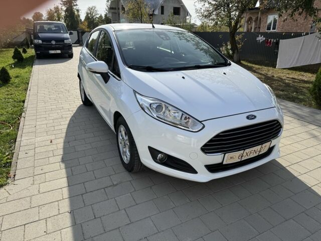 Білий Форд Фієста, об'ємом двигуна 1.6 л та пробігом 256 тис. км за 6704 $, фото 5 на Automoto.ua