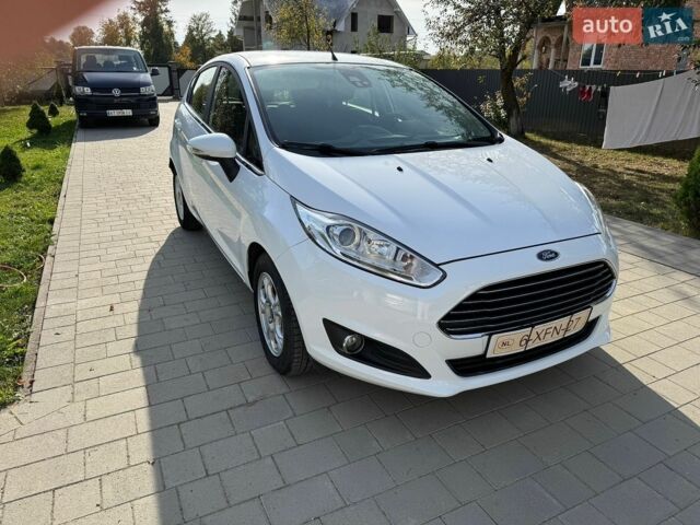Білий Форд Фієста, об'ємом двигуна 1.6 л та пробігом 256 тис. км за 6700 $, фото 12 на Automoto.ua