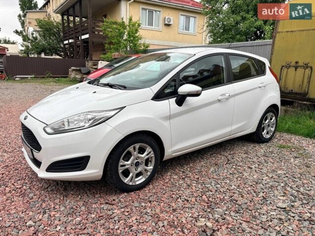 Белый Форд Фиеста, объемом двигателя 1.6 л и пробегом 172 тыс. км за 7600 $, фото 8 на Automoto.ua