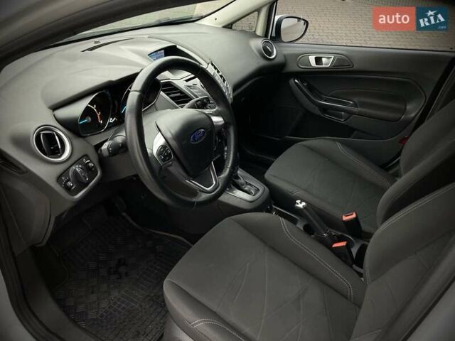 Белый Форд Фиеста, объемом двигателя 1 л и пробегом 96 тыс. км за 8900 $, фото 12 на Automoto.ua