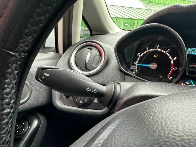 Белый Форд Фиеста, объемом двигателя 0 л и пробегом 159 тыс. км за 6690 $, фото 20 на Automoto.ua