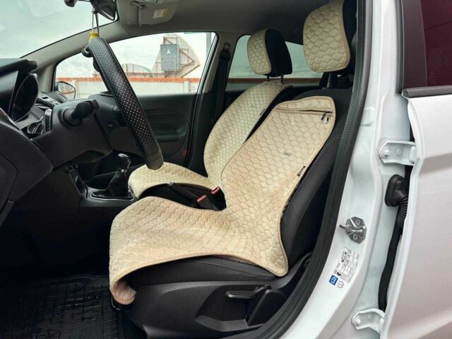 Белый Форд Фиеста, объемом двигателя 0 л и пробегом 159 тыс. км за 6690 $, фото 8 на Automoto.ua