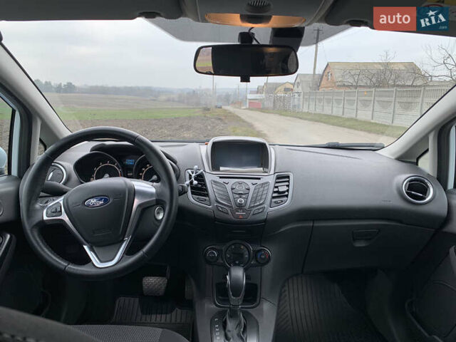 Белый Форд Фиеста, объемом двигателя 1 л и пробегом 59 тыс. км за 9200 $, фото 10 на Automoto.ua