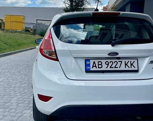 Білий Форд Фієста, об'ємом двигуна 1.6 л та пробігом 178 тис. км за 7350 $, фото 15 на Automoto.ua