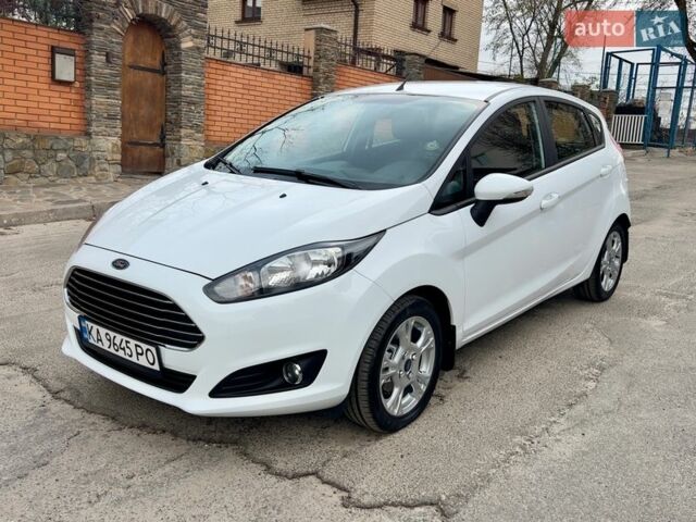 Белый Форд Фиеста, объемом двигателя 1 л и пробегом 105 тыс. км за 8500 $, фото 1 на Automoto.ua