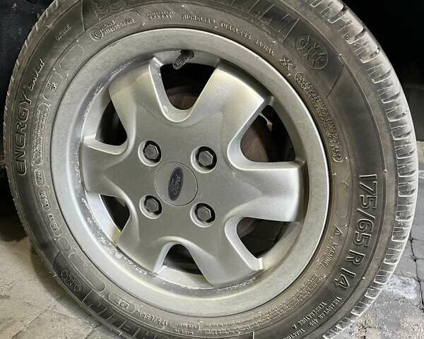 Белый Форд Фиеста, объемом двигателя 1.5 л и пробегом 138 тыс. км за 8500 $, фото 32 на Automoto.ua