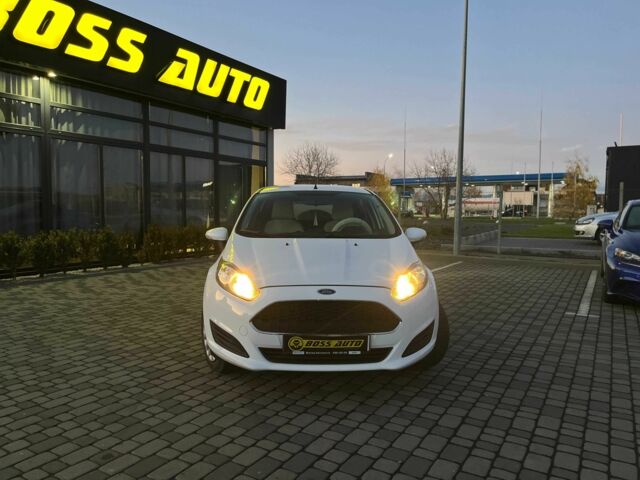 Белый Форд Фиеста, объемом двигателя 0 л и пробегом 106 тыс. км за 8300 $, фото 1 на Automoto.ua