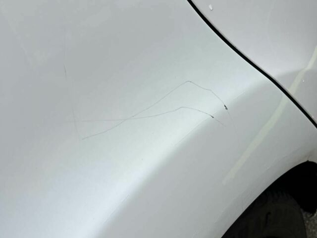 Белый Форд Фиеста, объемом двигателя 1 л и пробегом 103 тыс. км за 6850 $, фото 17 на Automoto.ua