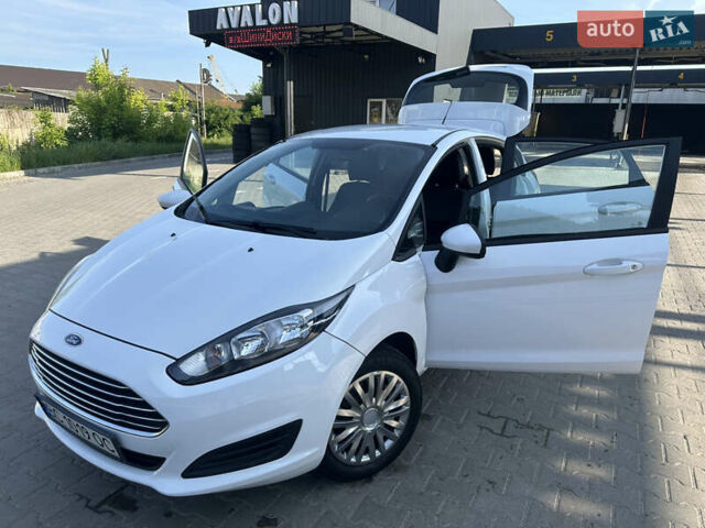 Білий Форд Фієста, об'ємом двигуна 1.6 л та пробігом 156 тис. км за 7700 $, фото 18 на Automoto.ua