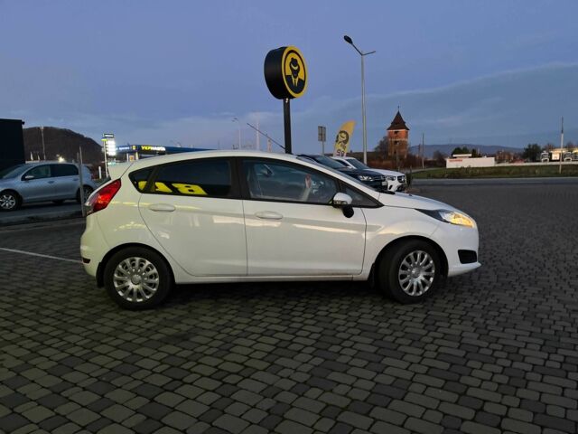 Белый Форд Фиеста, объемом двигателя 0 л и пробегом 106 тыс. км за 8300 $, фото 7 на Automoto.ua