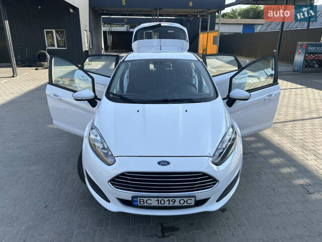 Білий Форд Фієста, об'ємом двигуна 1.6 л та пробігом 156 тис. км за 7700 $, фото 21 на Automoto.ua