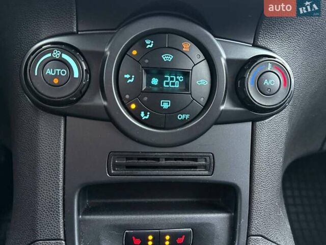 Білий Форд Фієста, об'ємом двигуна 1 л та пробігом 71 тис. км за 8900 $, фото 13 на Automoto.ua