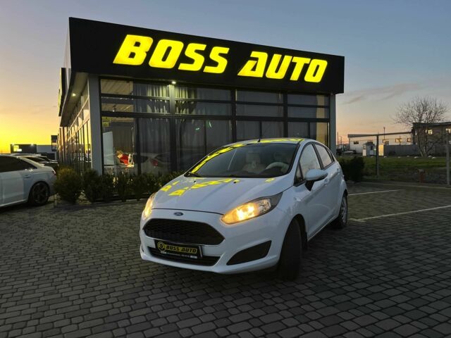 Белый Форд Фиеста, объемом двигателя 0 л и пробегом 106 тыс. км за 8300 $, фото 2 на Automoto.ua