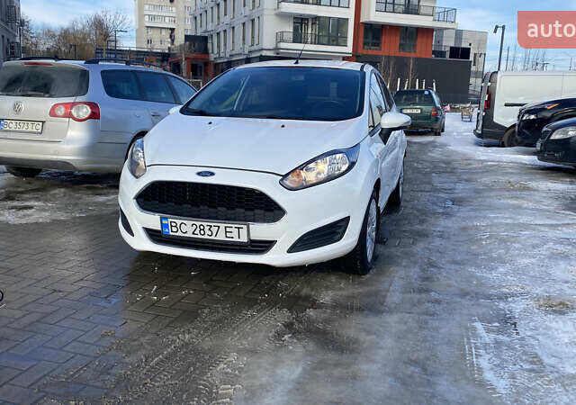 Білий Форд Фієста, об'ємом двигуна 1.24 л та пробігом 94 тис. км за 7250 $, фото 15 на Automoto.ua
