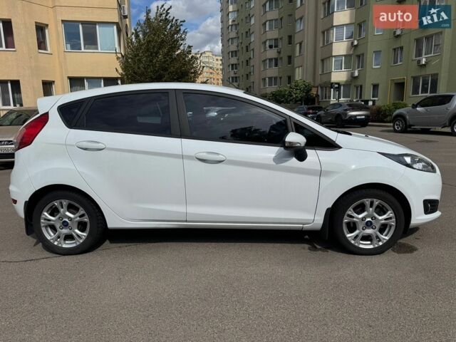 Белый Форд Фиеста, объемом двигателя 1 л и пробегом 71 тыс. км за 9200 $, фото 9 на Automoto.ua