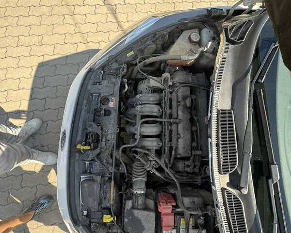 Белый Форд Фиеста, объемом двигателя 1.24 л и пробегом 151 тыс. км за 5000 $, фото 5 на Automoto.ua