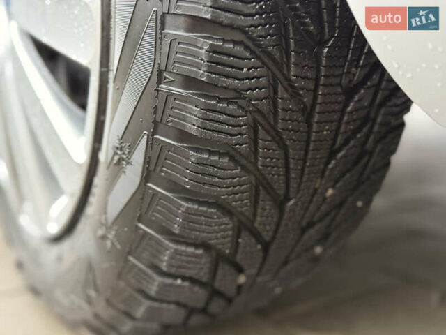 Белый Форд Фиеста, объемом двигателя 1.6 л и пробегом 117 тыс. км за 7900 $, фото 14 на Automoto.ua