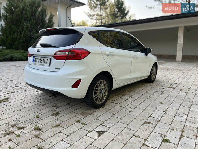 Форд Фиеста 2017 в Харькове на Automoto.ua Белый Форд Фиеста, объемом двигателя 1 л и пробегом 89 тыс. км за 11000 $, фото 3 на Automoto.ua