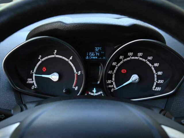 Белый Форд Фиеста, объемом двигателя 1.5 л и пробегом 115 тыс. км за 8500 $, фото 10 на Automoto.ua