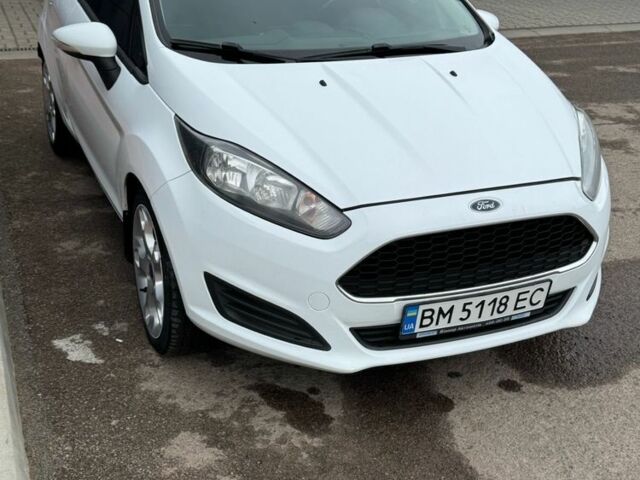 Форд Фиеста 2017 в Тячеве на Automoto.ua Белый Форд Фиеста, объемом двигателя 1.2 л и пробегом 198 тыс. км за 7650 $, фото 1 на Automoto.ua