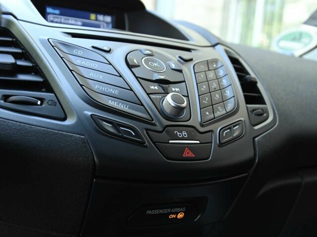 Белый Форд Фиеста, объемом двигателя 1.5 л и пробегом 115 тыс. км за 8500 $, фото 12 на Automoto.ua