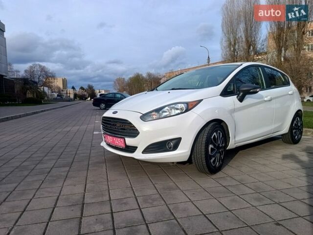 Белый Форд Фиеста, объемом двигателя 1.6 л и пробегом 186 тыс. км за 8350 $, фото 13 на Automoto.ua