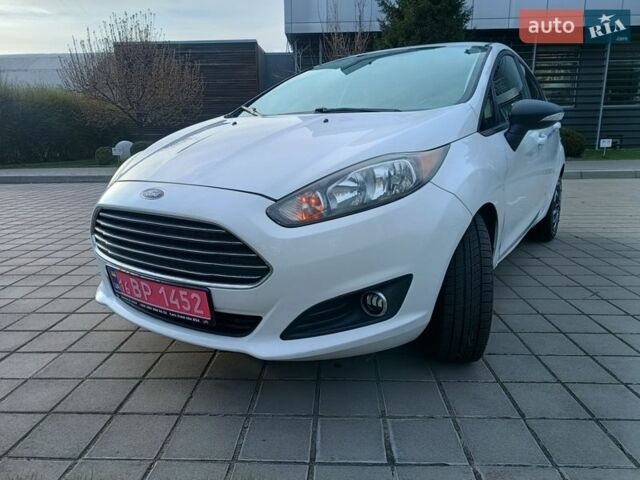 Белый Форд Фиеста, объемом двигателя 1.6 л и пробегом 186 тыс. км за 8350 $, фото 1 на Automoto.ua