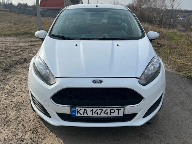 Білий Форд Фієста, об'ємом двигуна 1.39 л та пробігом 146 тис. км за 6399 $, фото 25 на Automoto.ua