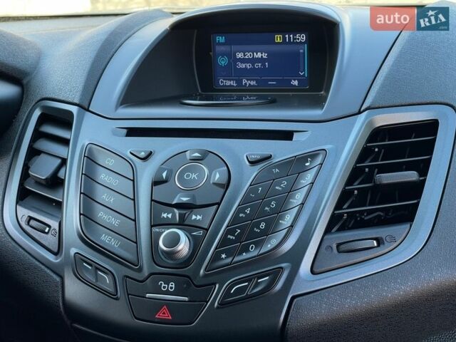 Белый Форд Фиеста, объемом двигателя 1.5 л и пробегом 115 тыс. км за 7999 $, фото 35 на Automoto.ua