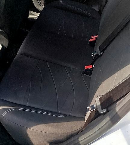 Білий Форд Фієста, об'ємом двигуна 1.2 л та пробігом 88 тис. км за 7500 $, фото 5 на Automoto.ua