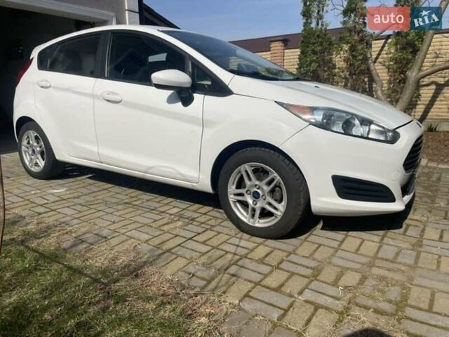 Белый Форд Фиеста, объемом двигателя 1.6 л и пробегом 196 тыс. км за 7499 $, фото 1 на Automoto.ua