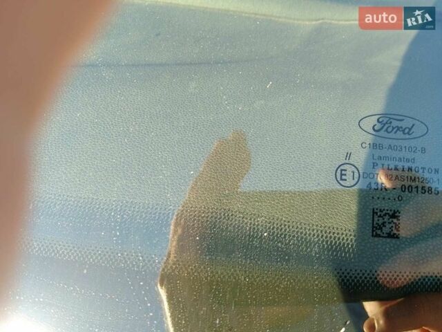 Білий Форд Фієста, об'ємом двигуна 1 л та пробігом 124 тис. км за 9000 $, фото 12 на Automoto.ua