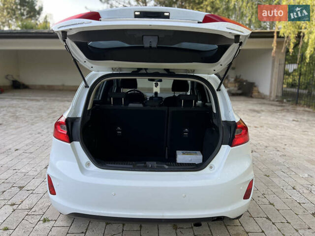 Форд Фиеста 2017 в Харькове на Automoto.ua Белый Форд Фиеста, объемом двигателя 1 л и пробегом 89 тыс. км за 11000 $, фото 8 на Automoto.ua