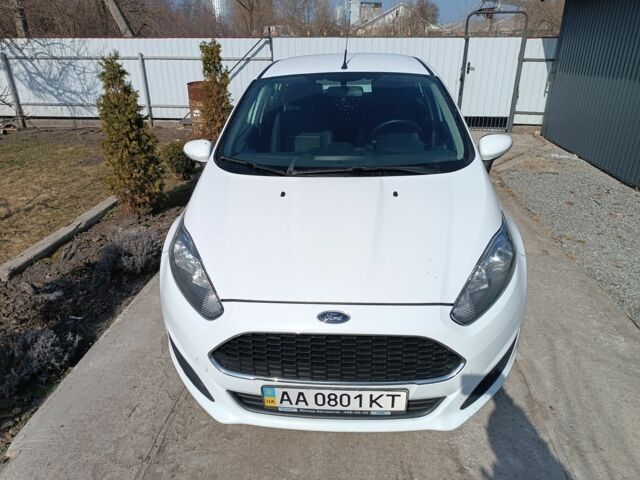 Белый Форд Фиеста, объемом двигателя 1.2 л и пробегом 118 тыс. км за 7100 $, фото 1 на Automoto.ua