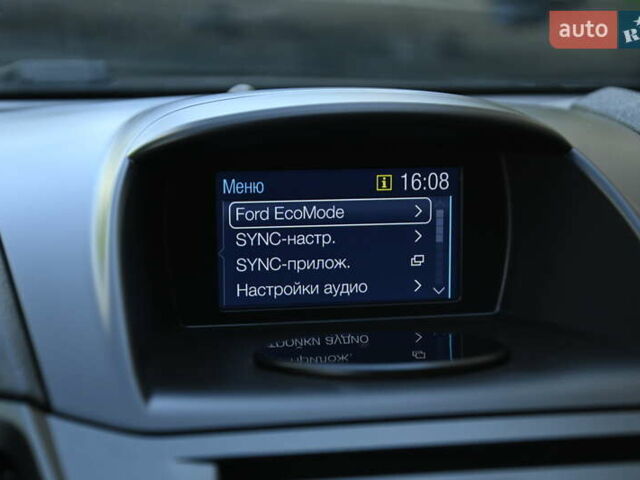 Белый Форд Фиеста, объемом двигателя 1.5 л и пробегом 115 тыс. км за 8499 $, фото 20 на Automoto.ua