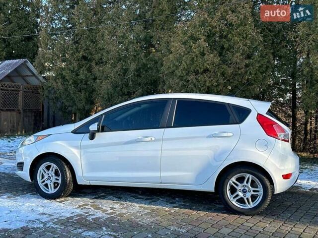 Белый Форд Фиеста, объемом двигателя 1.6 л и пробегом 140 тыс. км за 8600 $, фото 10 на Automoto.ua
