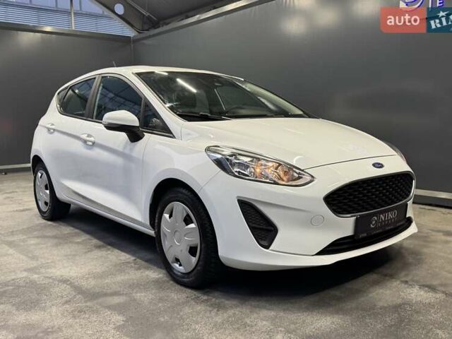 Белый Форд Фиеста, объемом двигателя 1.08 л и пробегом 83 тыс. км за 8300 $, фото 19 на Automoto.ua