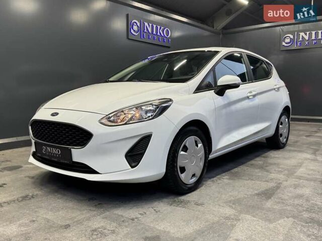 Белый Форд Фиеста, объемом двигателя 1.08 л и пробегом 83 тыс. км за 8300 $, фото 3 на Automoto.ua
