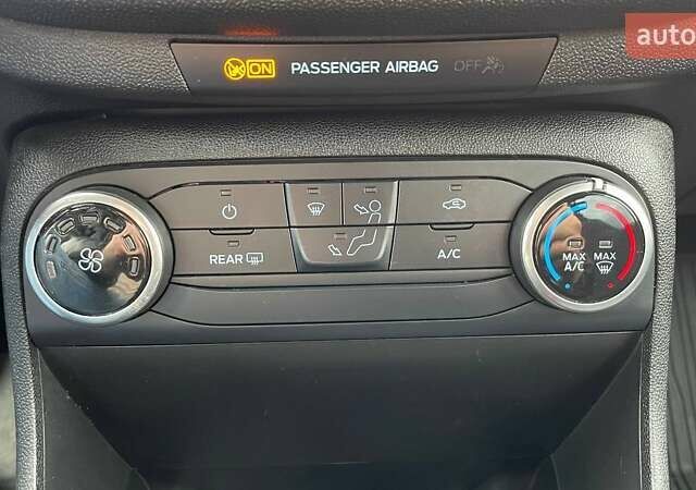 Белый Форд Фиеста, объемом двигателя 1.08 л и пробегом 101 тыс. км за 8990 $, фото 18 на Automoto.ua