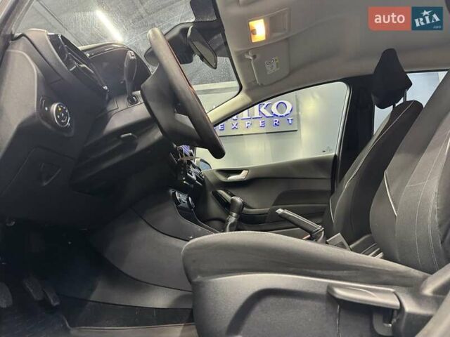 Белый Форд Фиеста, объемом двигателя 1.08 л и пробегом 83 тыс. км за 8300 $, фото 23 на Automoto.ua