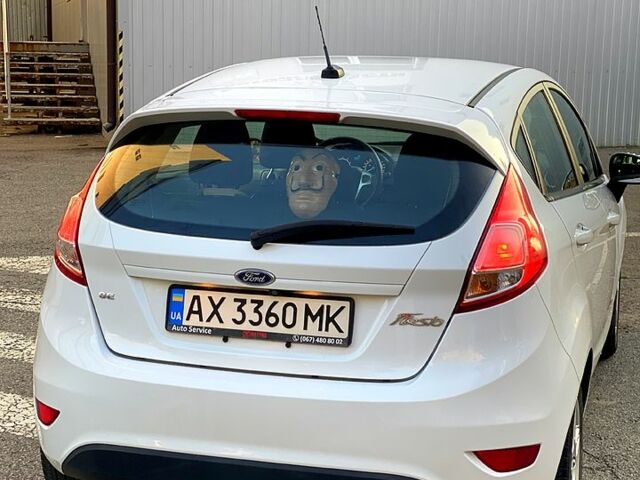 Белый Форд Фиеста, объемом двигателя 1.6 л и пробегом 62 тыс. км за 7200 $, фото 5 на Automoto.ua