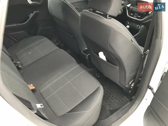 Білий Форд Фієста, об'ємом двигуна 1 л та пробігом 99 тис. км за 9900 $, фото 27 на Automoto.ua