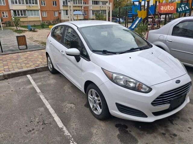 Форд Фиеста 2018 в Вишневом на Automoto.ua Белый Форд Фиеста, объемом двигателя 1.6 л и пробегом 141 тыс. км за 9500 $, фото 3 на Automoto.ua