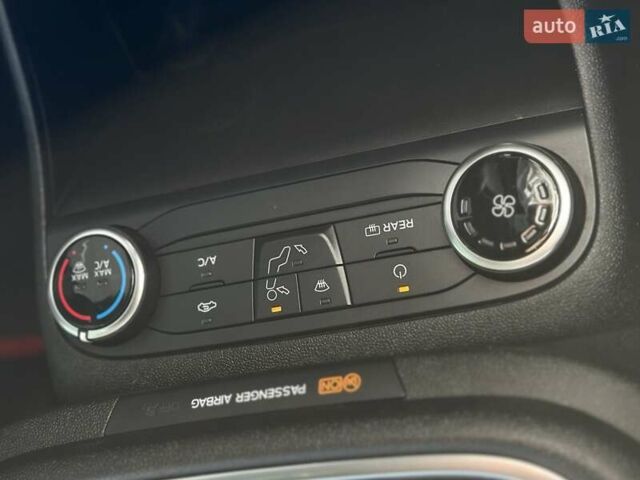 Белый Форд Фиеста, объемом двигателя 1.08 л и пробегом 118 тыс. км за 7800 $, фото 28 на Automoto.ua