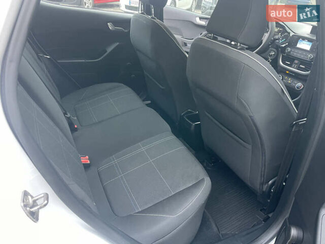 Белый Форд Фиеста, объемом двигателя 1.08 л и пробегом 130 тыс. км за 7500 $, фото 15 на Automoto.ua