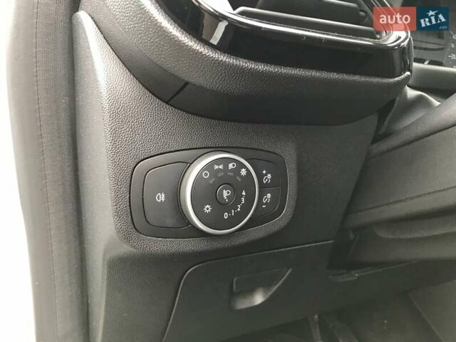 Білий Форд Фієста, об'ємом двигуна 1 л та пробігом 99 тис. км за 9900 $, фото 16 на Automoto.ua