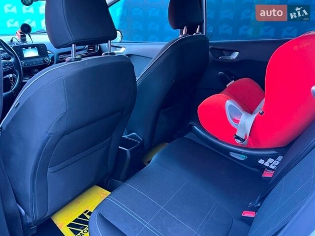 Белый Форд Фиеста, объемом двигателя 1 л и пробегом 119 тыс. км за 9500 $, фото 21 на Automoto.ua