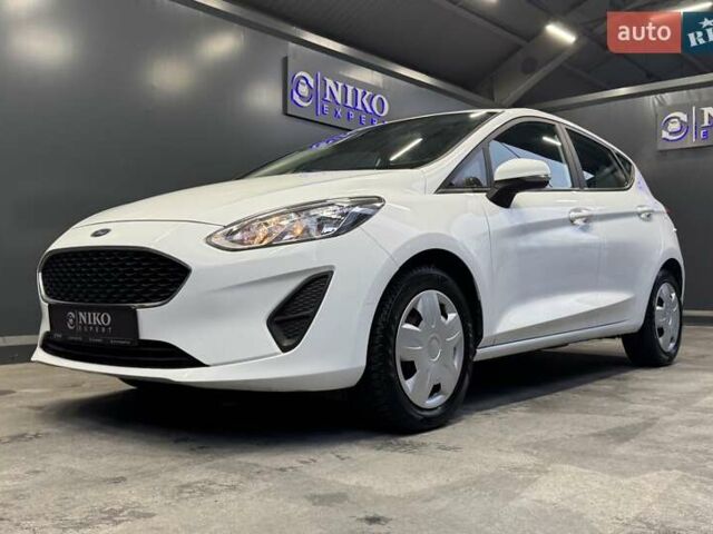 Белый Форд Фиеста, объемом двигателя 1.08 л и пробегом 83 тыс. км за 8300 $, фото 4 на Automoto.ua