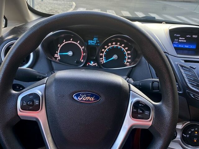 Белый Форд Фиеста, объемом двигателя 1.6 л и пробегом 62 тыс. км за 7200 $, фото 10 на Automoto.ua