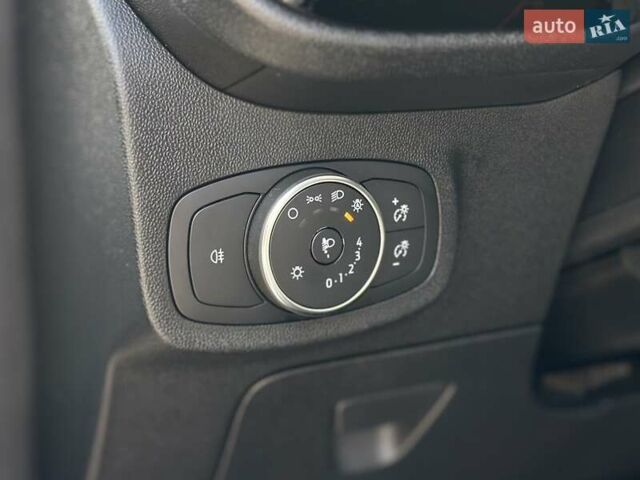 Белый Форд Фиеста, объемом двигателя 1.08 л и пробегом 118 тыс. км за 7800 $, фото 19 на Automoto.ua